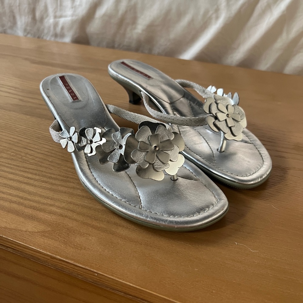 Vintage Prada Silver Women's Kiteen Heel Sandals with Flower Details